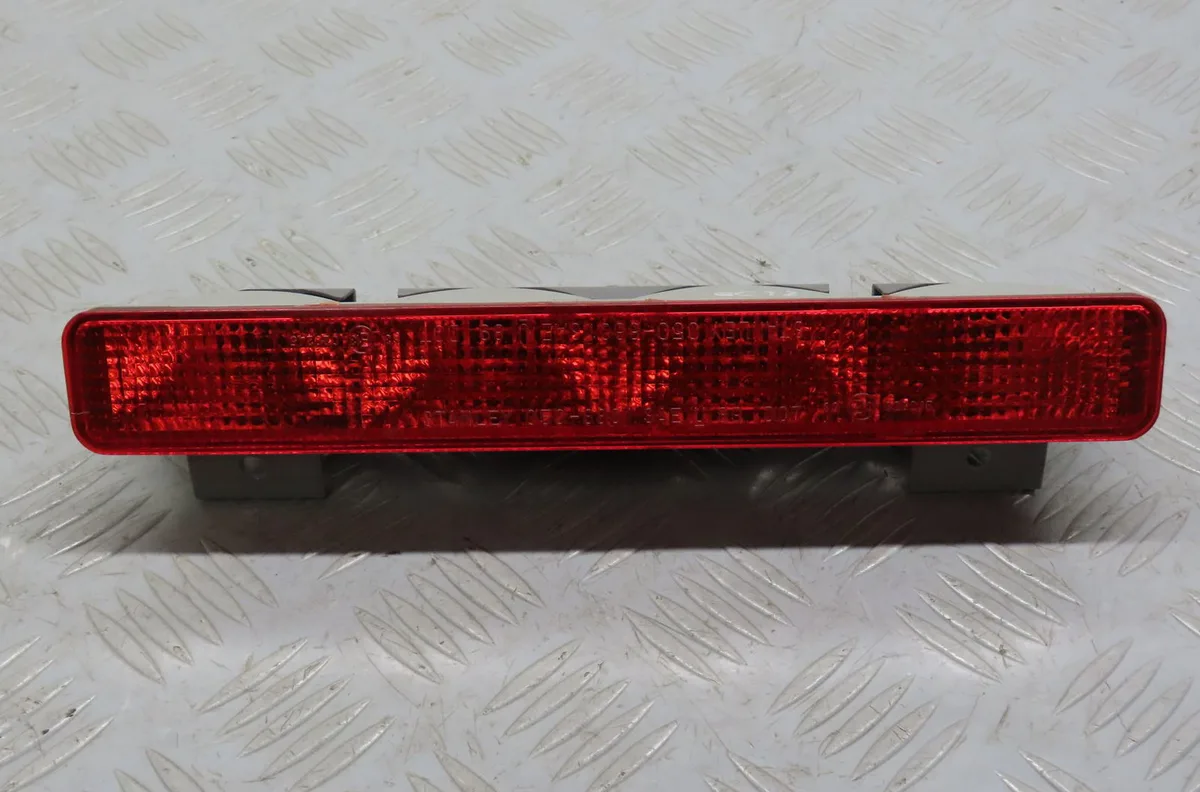 Feux stop supplementaire Mitsubishi PAJERO III (V7_W, V6_W) 2.5 tdi (v64w, v74w) (2001-2006) occasion