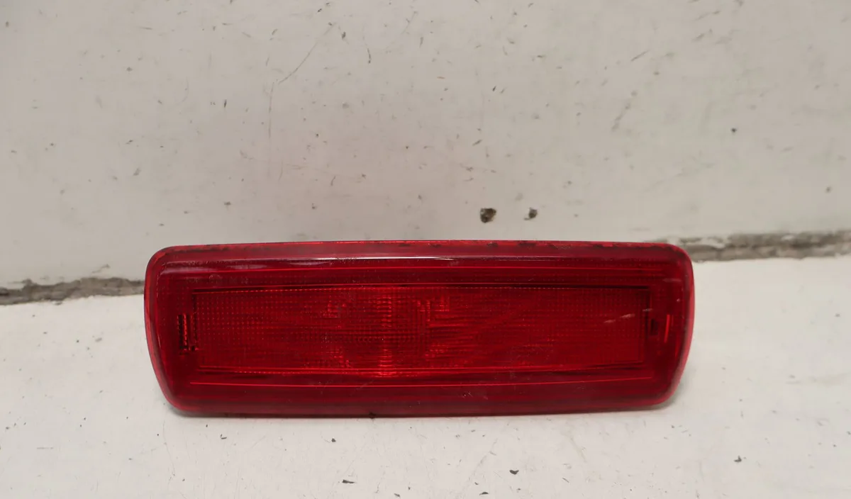 Feux stop supplementaire Nissan NV300 Camionnette (X82) 2.0 dci 120 (2019) occasion