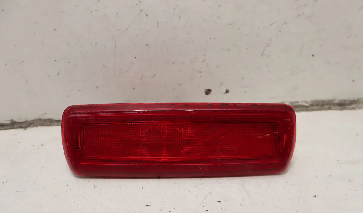 Feux stop supplementaire Nissan NV300 Camionnette (X82) 2.0 dci 120 (2019) occasion