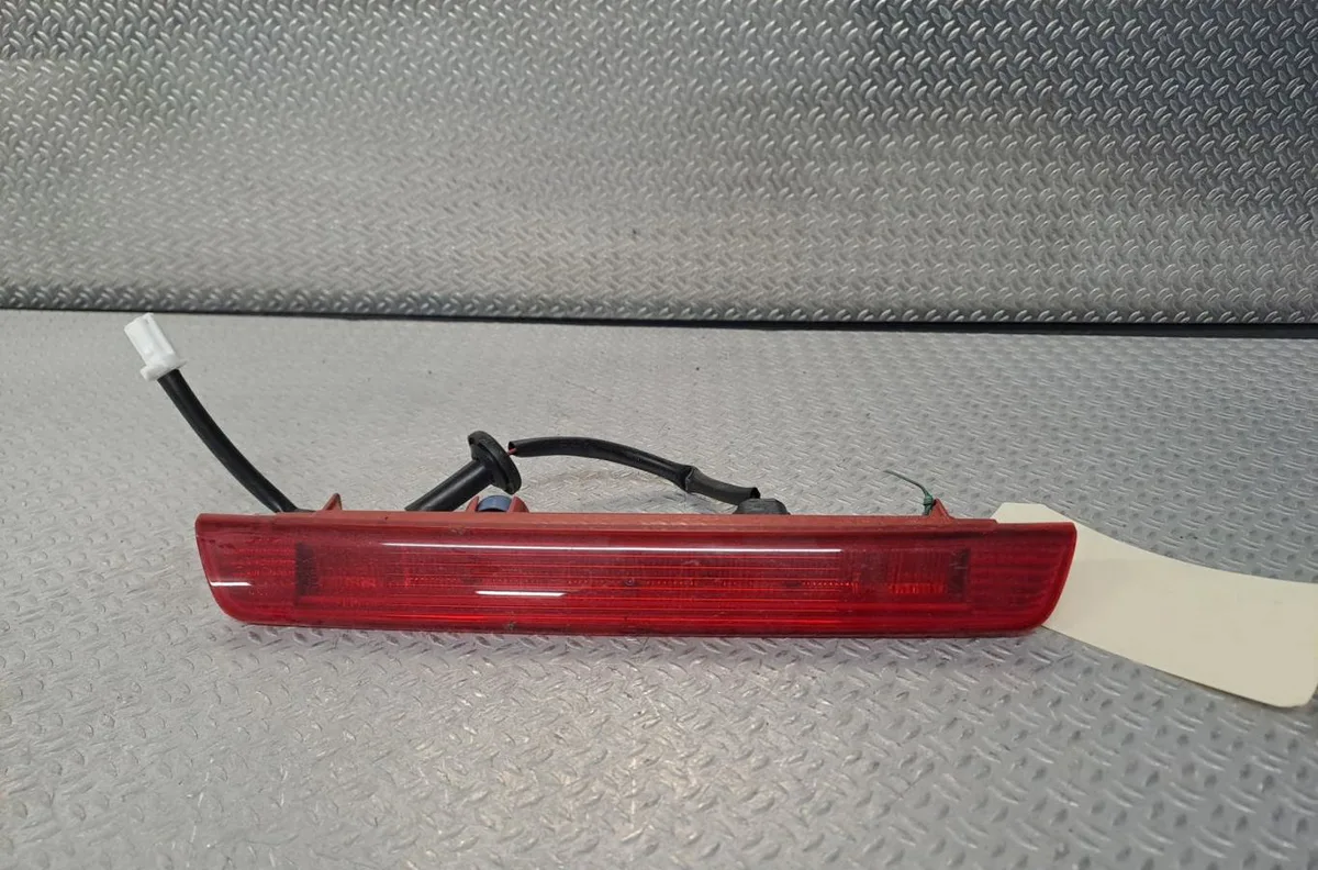 Feux stop supplementaire Nissan QASHQAI II SUV (J11, J11_) 1.6 dci (2013) occasion