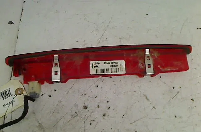 Feux stop supplementaire Nissan QASHQAI - QASHQAI 2 I (J10, NJ10, JJ10E) 2.0 dci (2007-2013) occasion