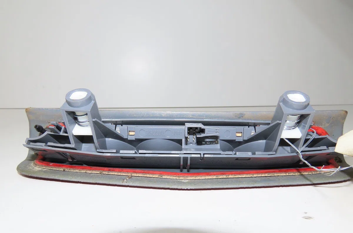 Feux stop supplementaire Opel CORSA D (S07) 1.3 cdti (l08, l68) (2006-2014) 5 portes occasion