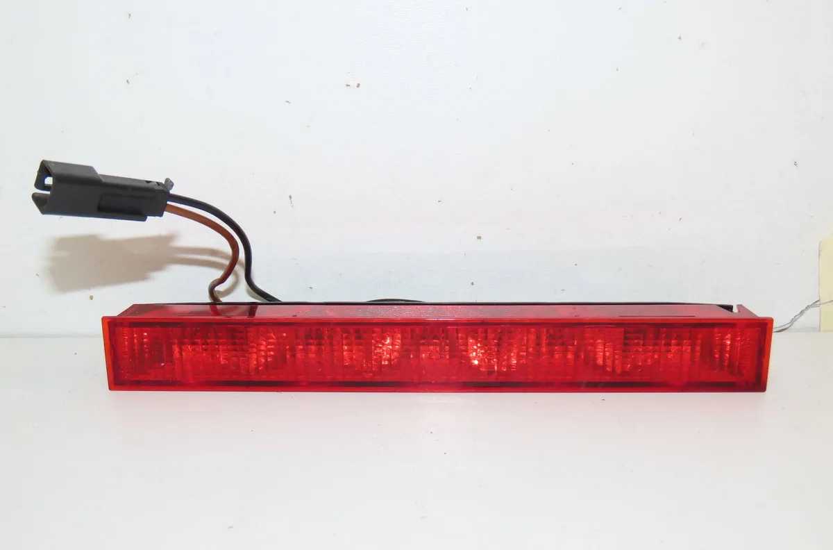 Feux stop supplementaire Opel VECTRA B (J96) 2.0 di 16v (f19) (1996-2002) occasion