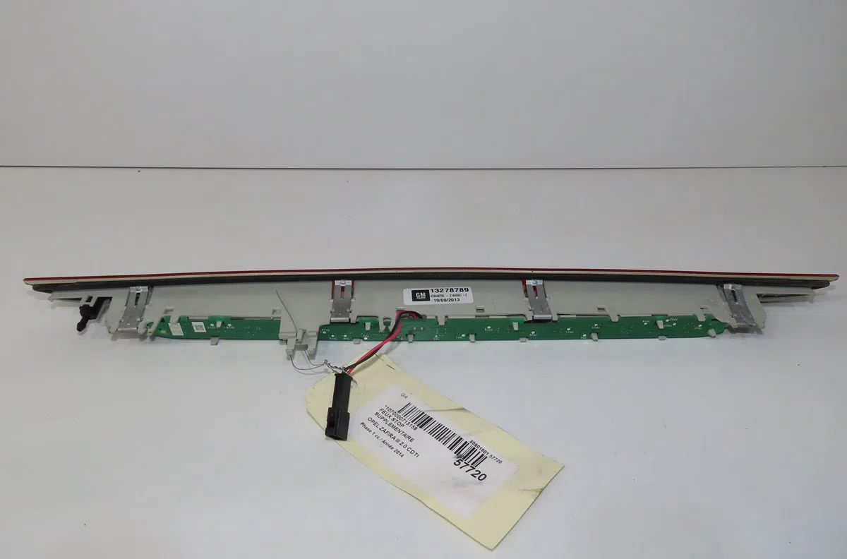 Feux stop supplementaire Opel ZAFIRA TOURER C (P12) 2.0 cdti (75) (2011) occasion