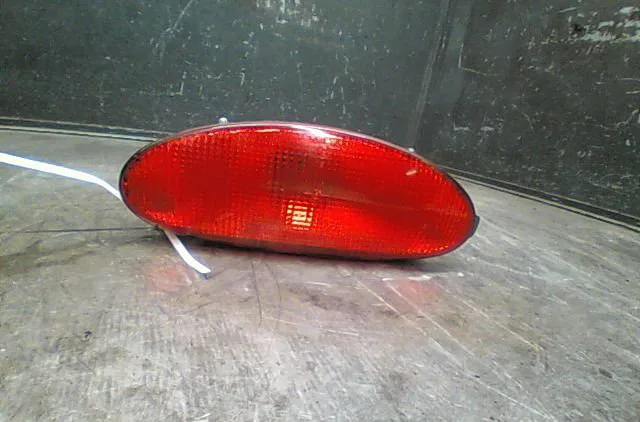 Feux stop supplementaire Peugeot 206 3-5 portes (2A-C) 2.0 hdi 90 (1999-2009) 5 portes occasion