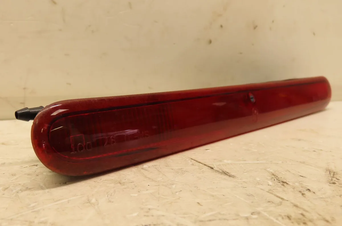 Feux stop supplementaire Peugeot 206 A trois volumes 1.6 16v (2007) occasion