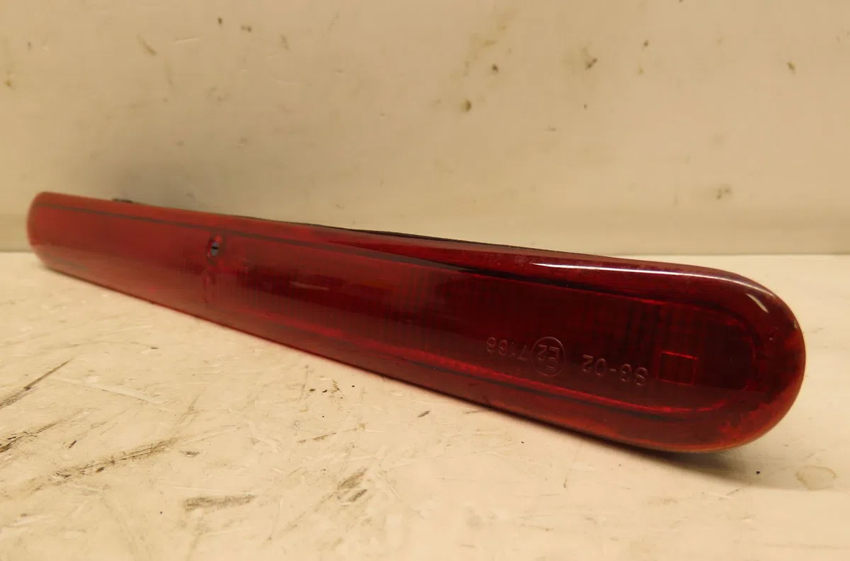 Feux stop supplementaire Peugeot 206 A trois volumes 1.6 16v (2007) occasion