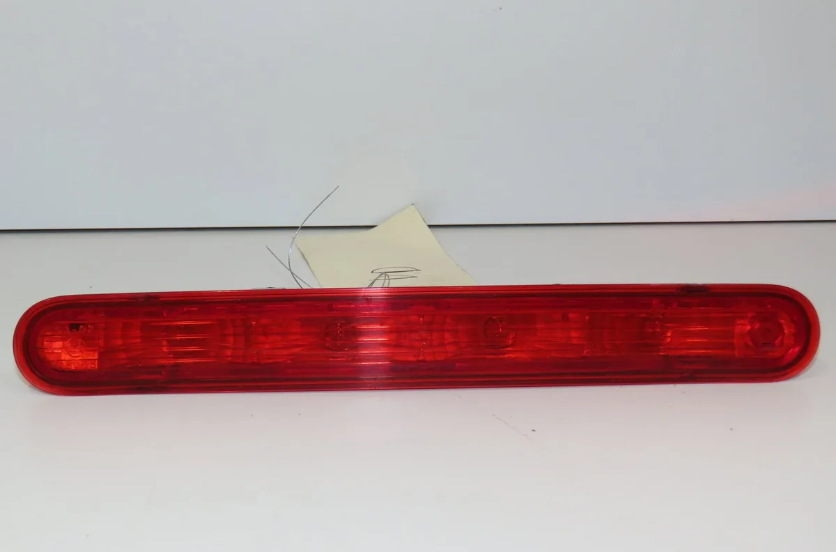 Feux stop supplementaire Peugeot 207-207 (WA_, WC_) 1.6 16v vti (2007-2012) 5 portes occasion