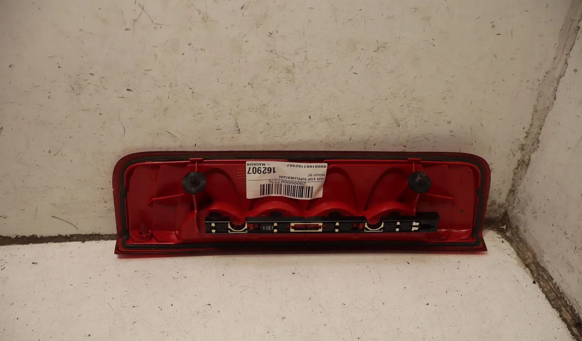 Feux stop supplementaire Peugeot 207 SW (WK_) 1.4 16v (2007-2013) occasion