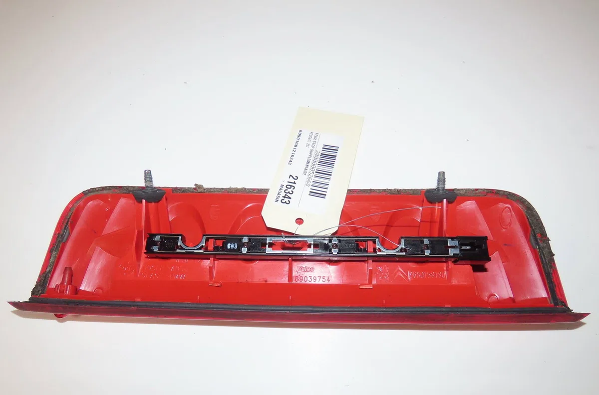 Feux stop supplementaire Peugeot 207 SW (WK_) 1.6 hdi (2007-2012) 5 portes occasion