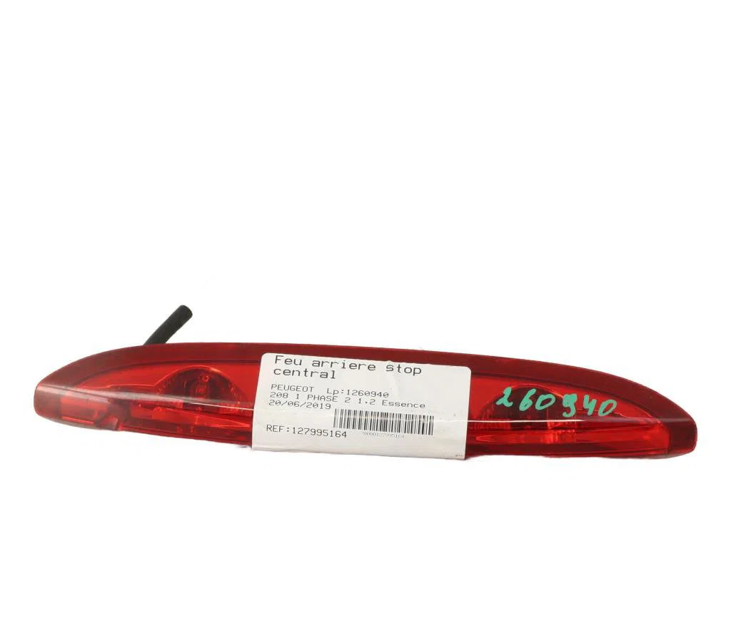 Feux stop supplementaire Peugeot 208 I (CA_, CC_) 1.2 puretech 82 (2018) occasion