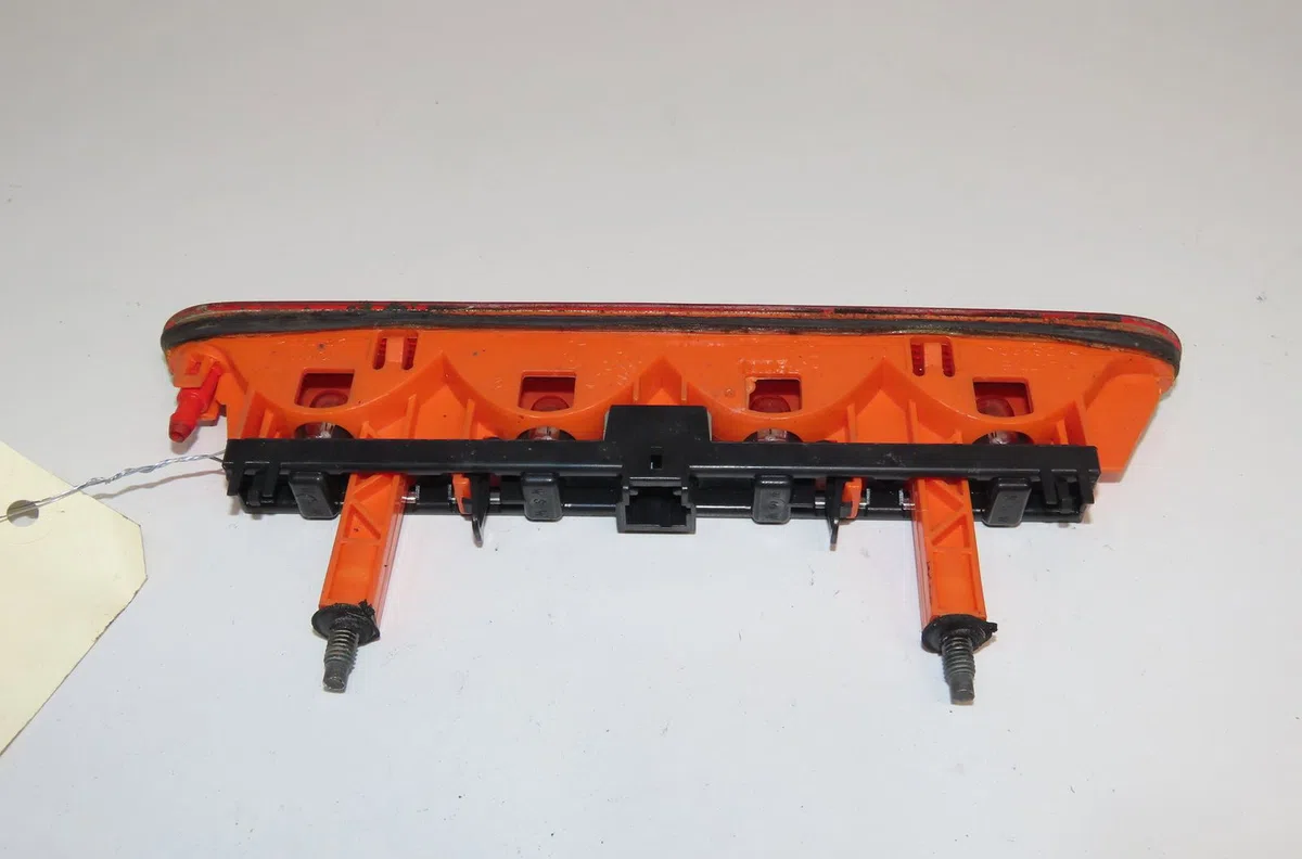 Feux stop supplementaire Peugeot 307 (3A-C) 1.6 16v (2000-2007) 5 portes occasion
