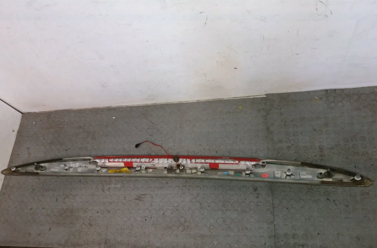 Feux stop supplementaire Peugeot 307 CC (3B) 2.0 16v (2003-2005) 2 portes occasion