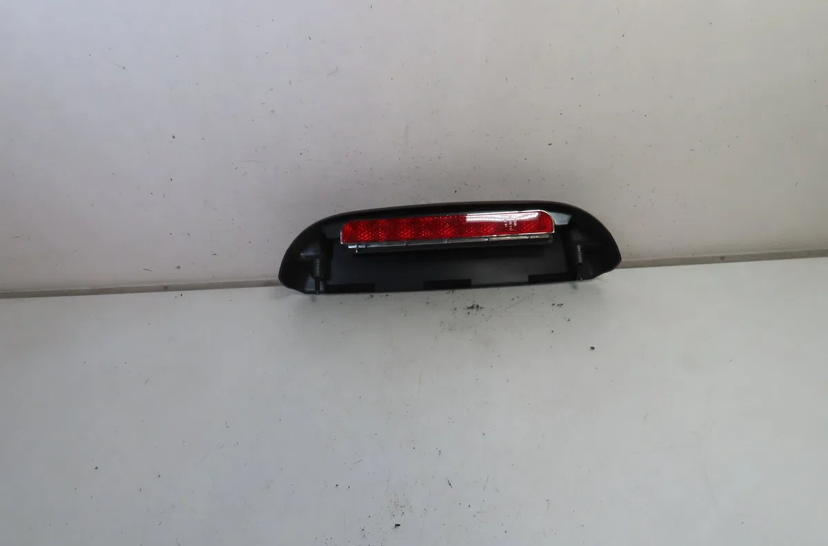 Feux stop supplementaire PEUGEOT BIPPER 2010 occasion