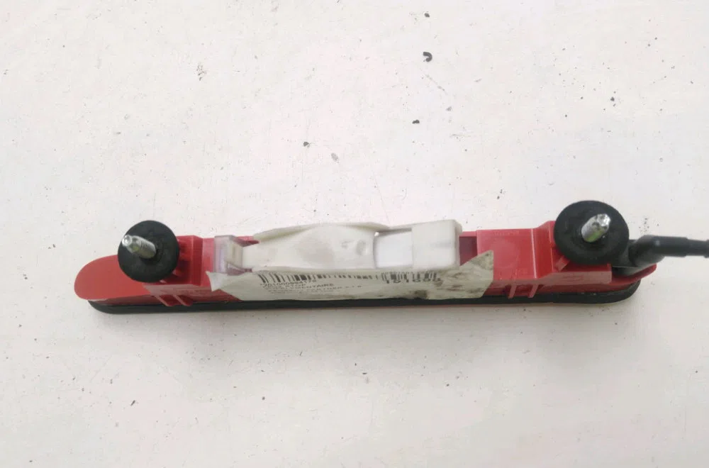 Feux stop supplementaire Peugeot PARTNER TEPEE 1.6 hdi 16v (2008) 5 portes occasion