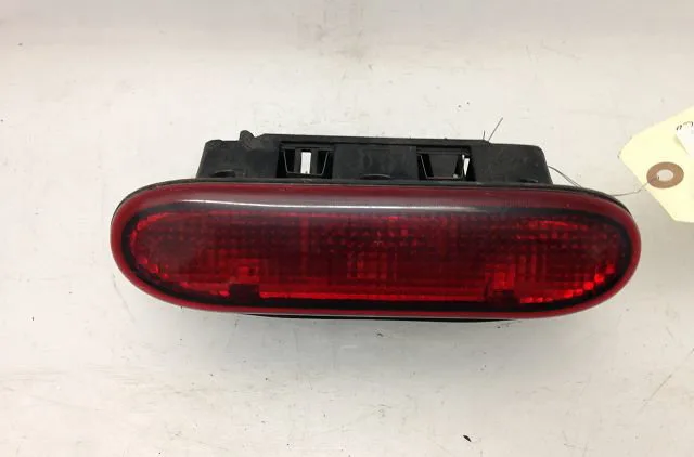 Feux stop supplementaire RENAULT CLIO I 1997 occasion