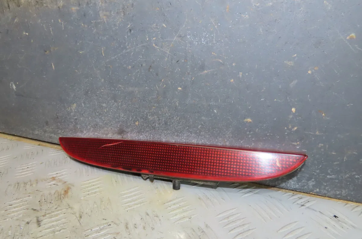 Feux stop supplementaire Renault CLIO II (BB_, CB_) 1.9 d (b-cb0e, bb0j) (1998-2005) occasion