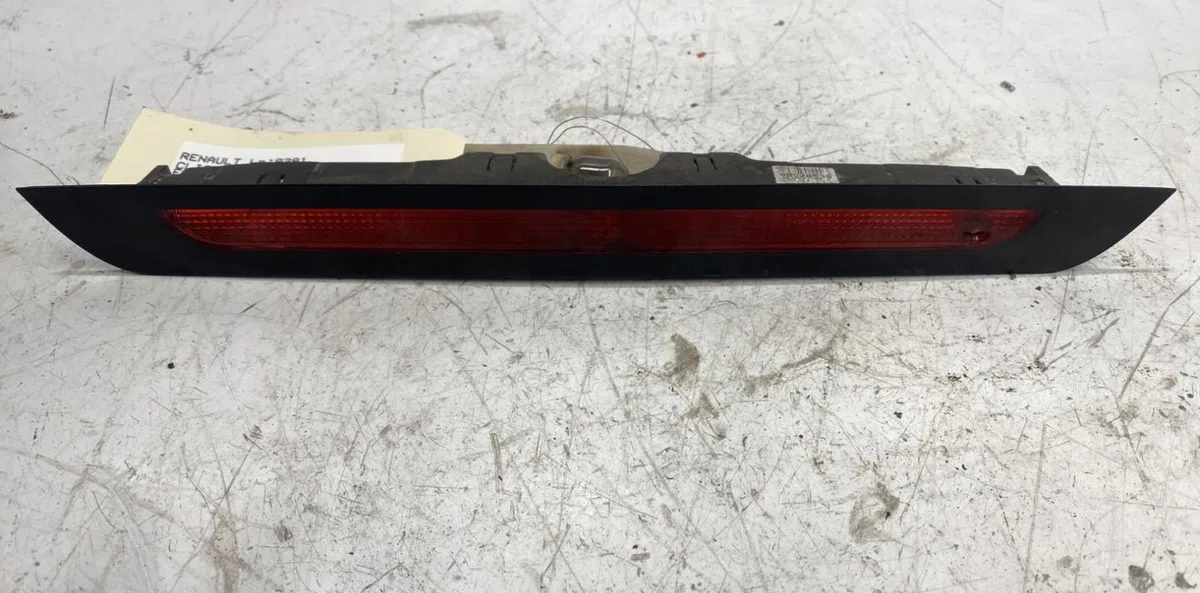 Feux stop supplementaire Renault CLIO IV (BH_) 0.9 tce 90 (2012) 5 portes occasion
