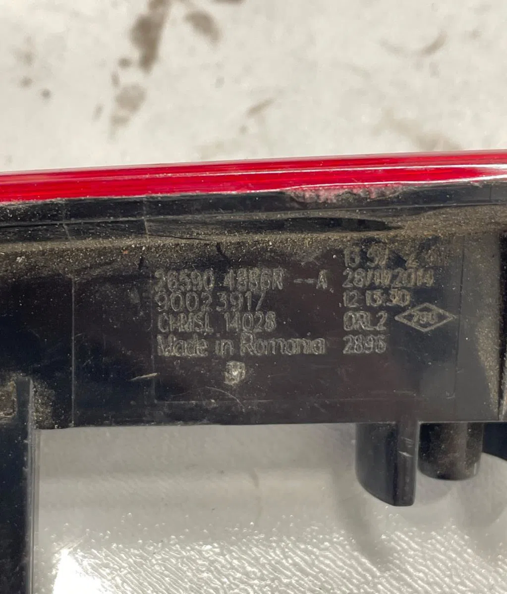 Feux stop supplementaire Renault CLIO IV (BH_) 1.5 dci 75 (2012) 5 portes occasion