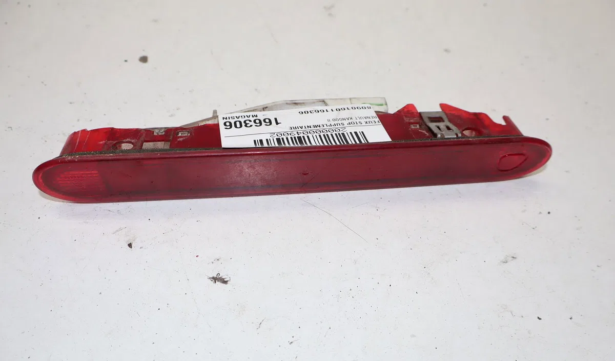 Feux stop supplementaire Renault KANGOO Express (FW0-1_) 1.5 dci 75 (fw07, fw10, fw04) (2010) 4 portes occasion