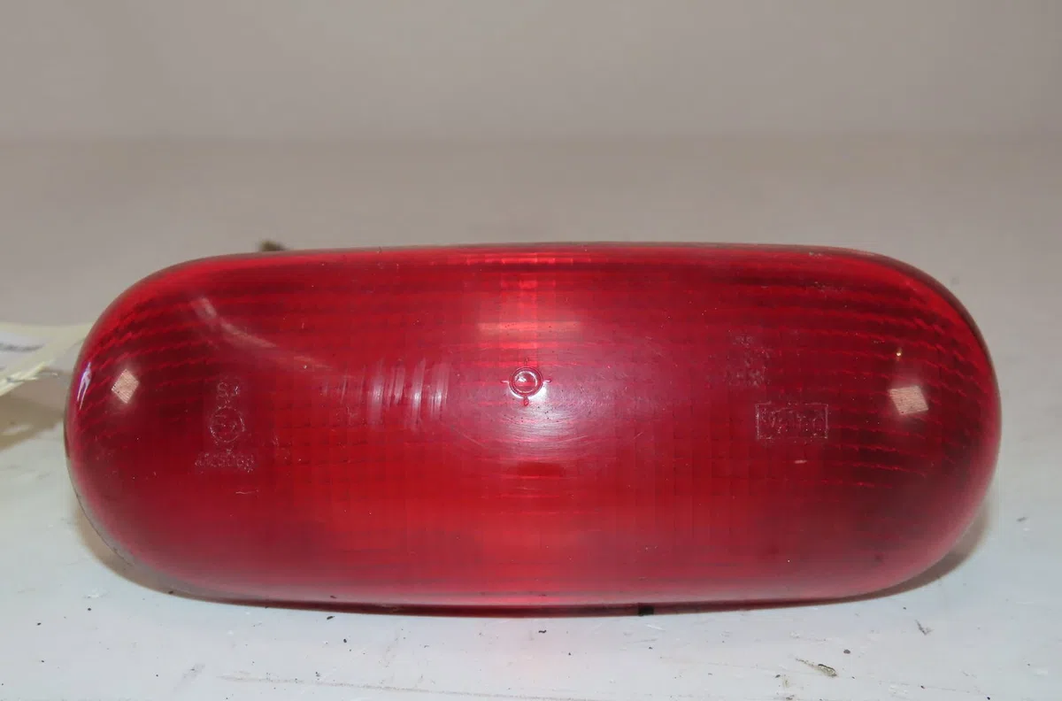 Feux stop supplementaire Renault KANGOO (KC0-1_) D 65 1.9 (kc0e, kc02, kc0j, kc0n) (1997-2001) occasion