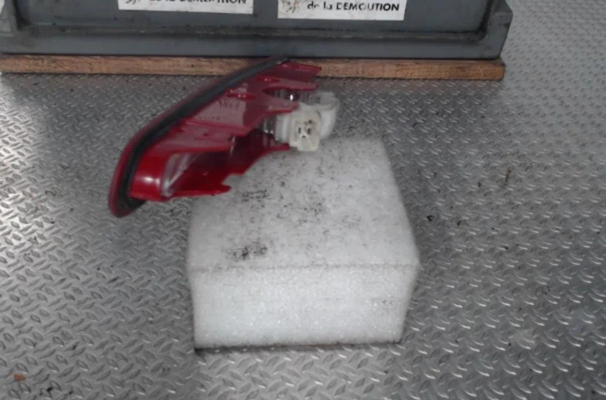 Feux stop supplementaire RENAULT LAGUNA 2  LAGUNA 2 PHASE 1 occasion