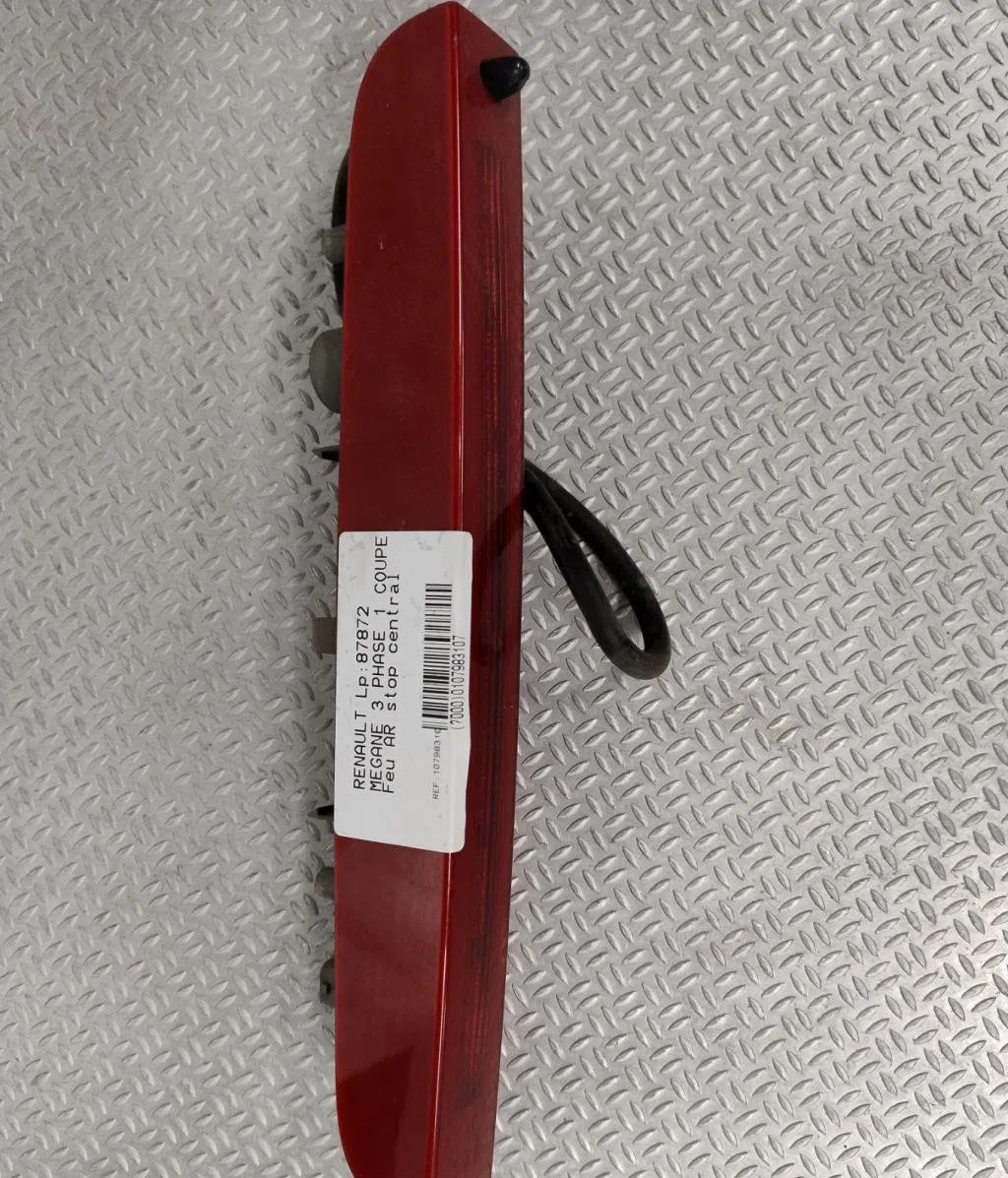 Feux stop supplementaire RENAULT MEGANE 3  MEGANE 3 PHASE 1 COUPE occasion