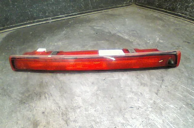 Feux stop supplementaire Renault MEGANE II (BM0-1_, CM0-1_) 1.5 dci (bm1e, cm1e) (2005-2008) occasion