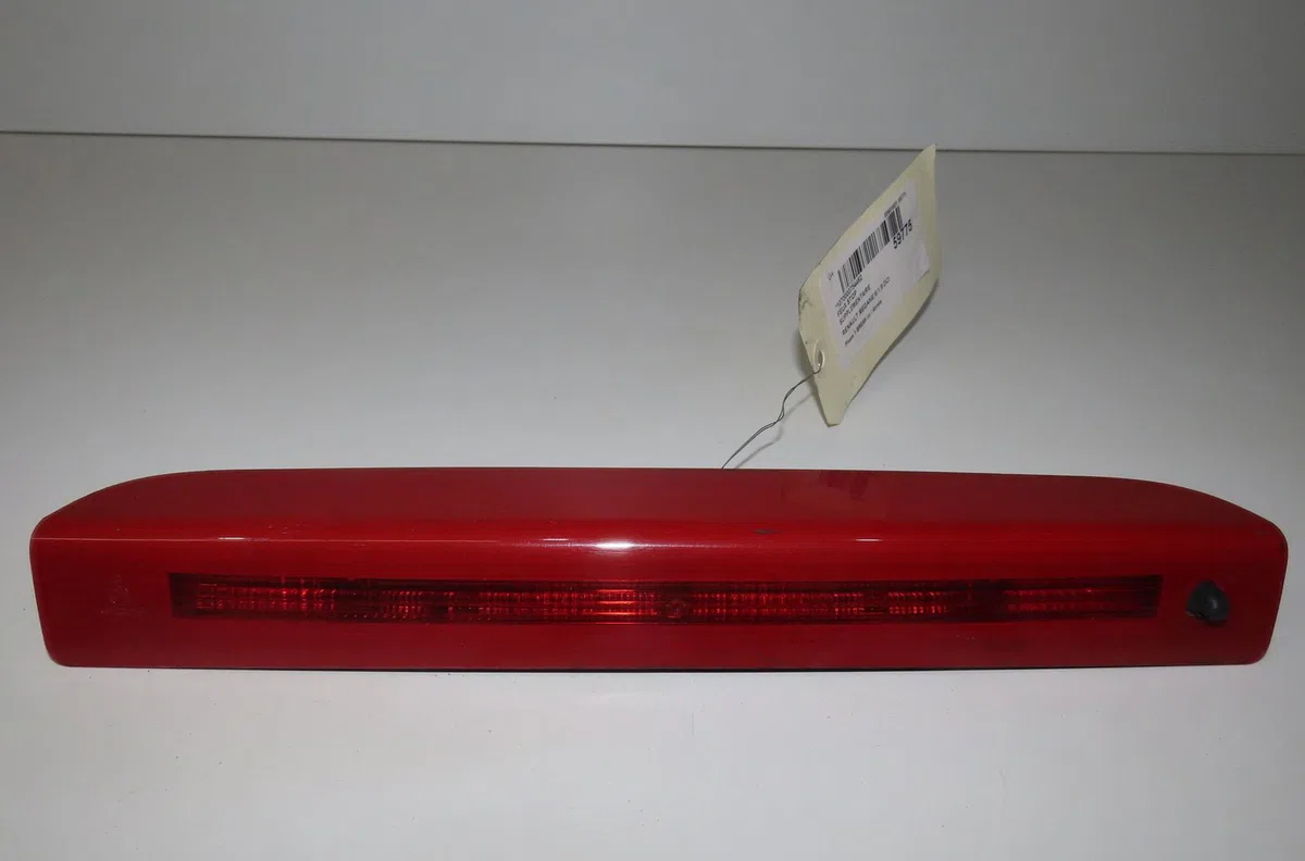 Feux stop supplementaire Renault MEGANE III Grandtour (KZ0-1) 1.9 dci (kz0j, kz0n, kz1s) (2009) occasion
