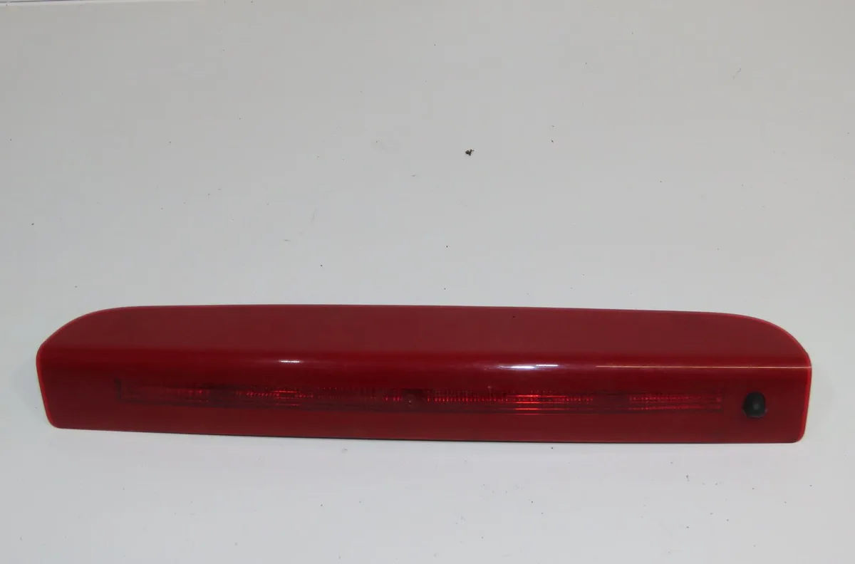 Feux stop supplementaire Renault MEGANE III Grandtour (KZ0-1) 2.0 dci (kz0l) (2009) occasion