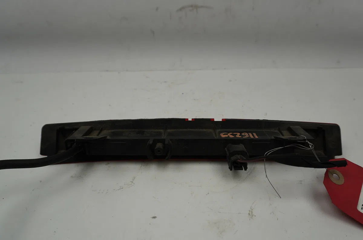 Feux stop supplementaire Renault MEGANE IV 3-5 portes (B9A-M-N_) 1.5 dci 110 (b9a3) (2015) occasion