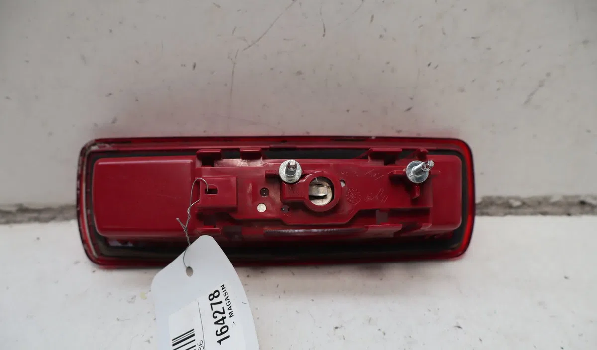 Feux stop supplementaire Renault TRAFIC III Camionnette (FG_) 1.6 dci 115 (fgmd) (2014) occasion