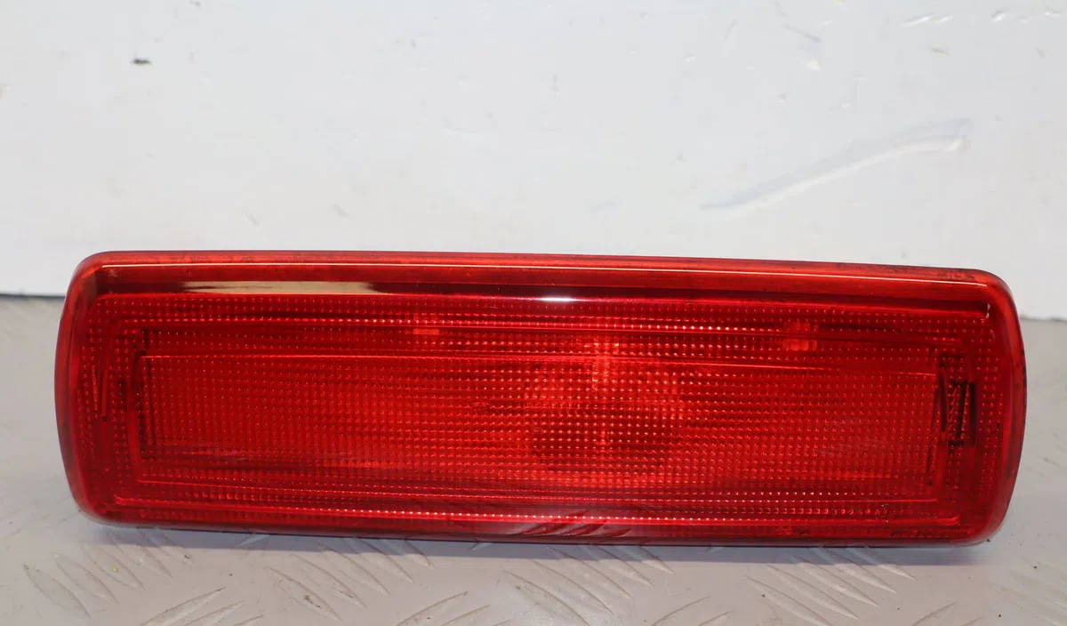 Feux stop supplementaire Renault TRAFIC III Camionnette (FG_) 1.6 dci 125 (fgmh) (2015) occasion