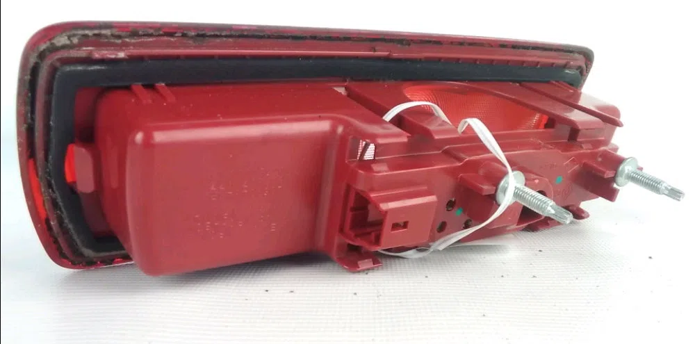 Feux stop supplementaire Renault TRAFIC III Camionnette (FG_) 1.6 dci 95 (fgmj, fgmr) (2015) occasion