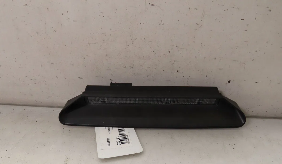 Feux stop supplementaire Renault TWINGO III (BCM_, BCA_) 1.0 sce 70 (bcmb) (2015) 5 portes occasion