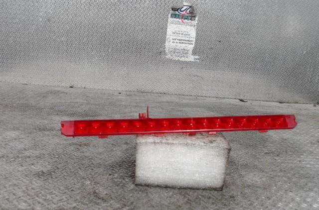 Feux stop supplementaire SKODA FABIA 2  FABIA 2 PHASE 2 occasion