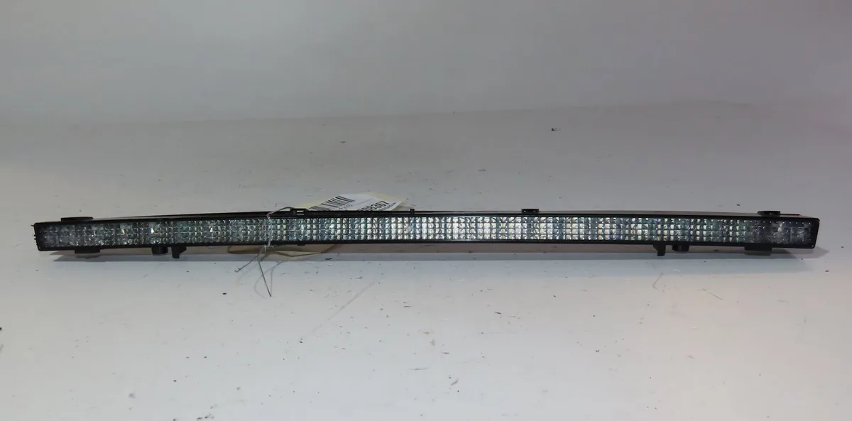 Feux stop supplementaire Skoda SUPERB III (3V3) 1.6 tdi (2015) occasion