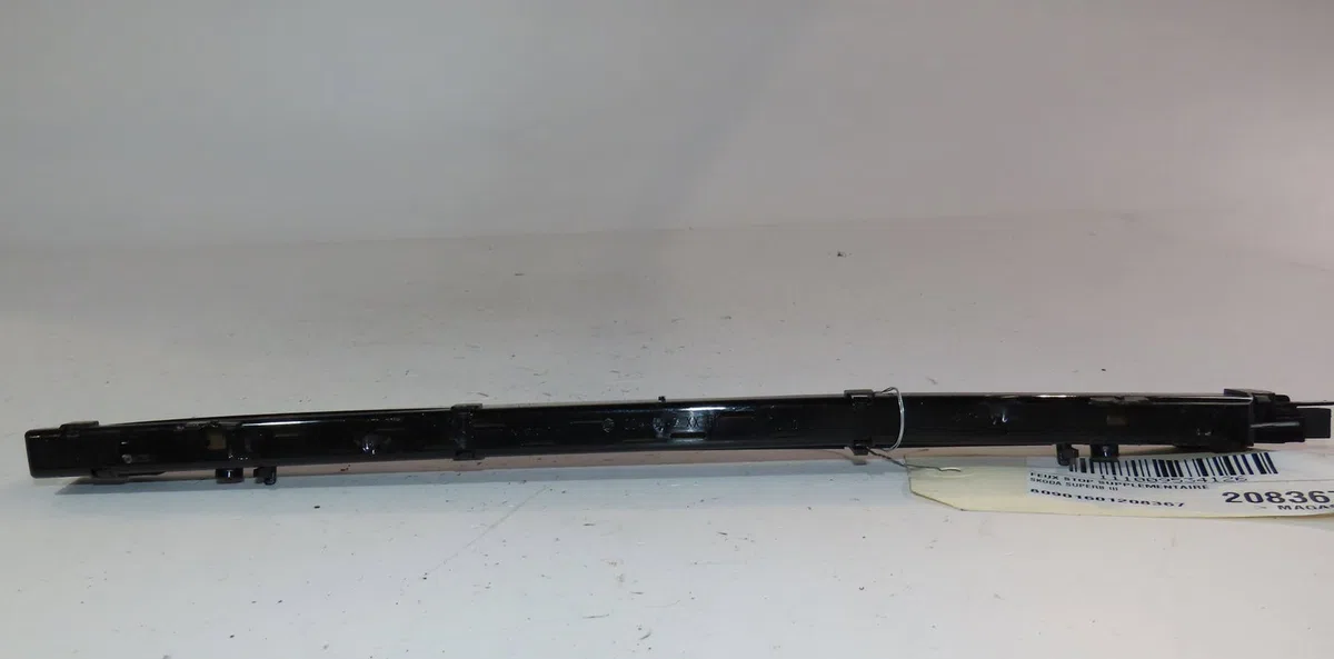 Feux stop supplementaire Skoda SUPERB III (3V3) 1.6 tdi (2015) occasion