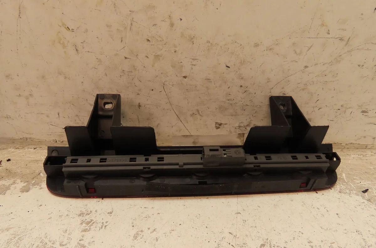 Feux stop supplementaire Suzuki IGNIS II (MH) 1.3 ddis (rm413d) (2003) occasion