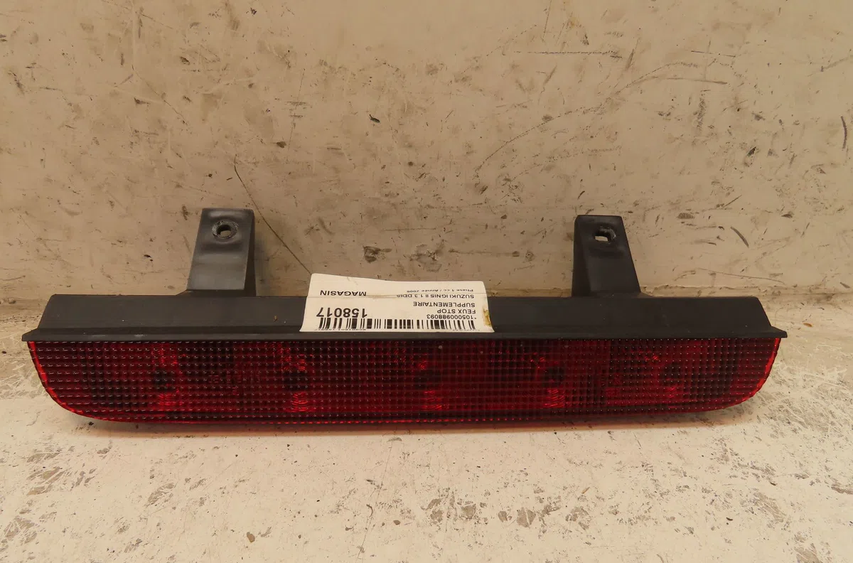 Feux stop supplementaire Suzuki IGNIS II (MH) 1.3 ddis (rm413d) (2003) occasion