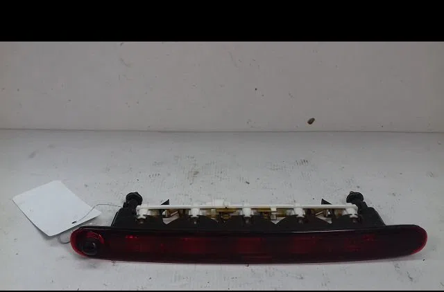 Feux stop supplementaire Suzuki SWIFT III (MZ, EZ) 1.3 ddis (rs 413d) (2005) 5 portes occasion