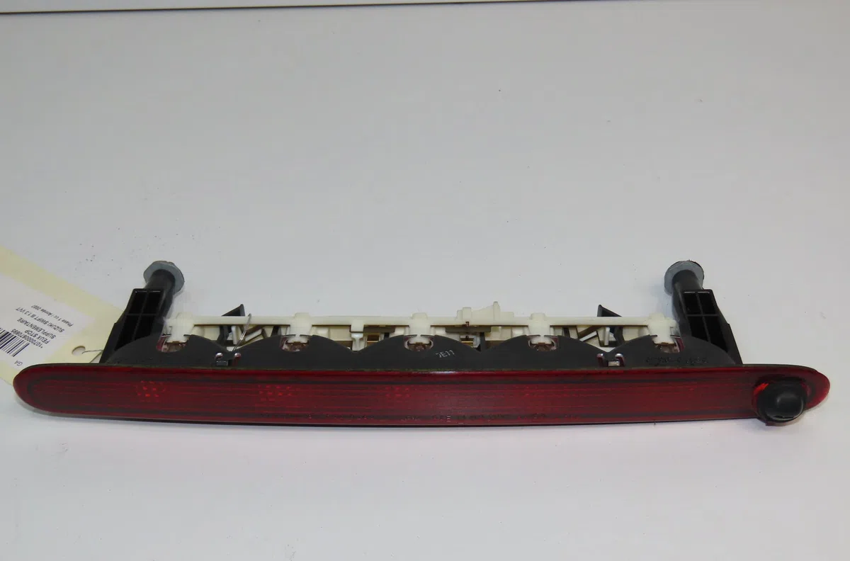 Feux stop supplementaire Suzuki SWIFT III (MZ, EZ) 1.3 (rs 413) (2005) occasion
