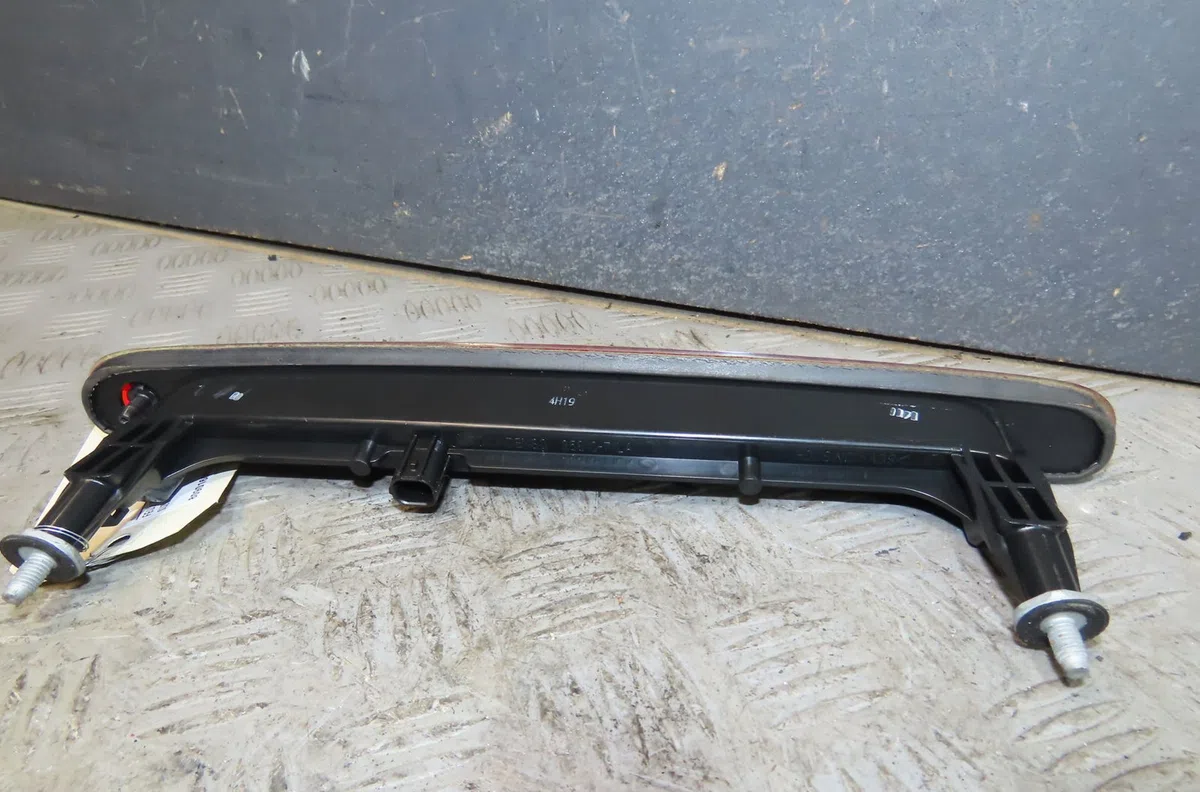 Feux stop supplementaire Suzuki SWIFT IV (FZ, NZ) 1.2 (azh 412) (2010) occasion