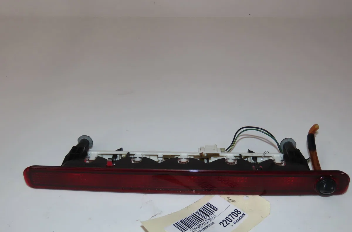 Feux stop supplementaire Suzuki SX4 (EY, GY) 1.6 ddis (rw 416d) (2007) occasion