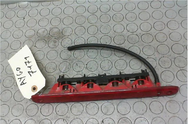 Feux stop supplementaire Toyota AYGO (_B1_) 1.4 hdi (wnb10_) (2005-2010) occasion