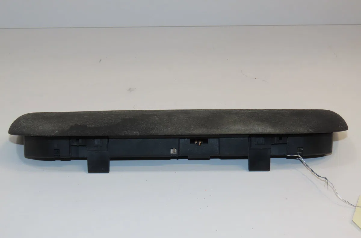 Feux stop supplementaire Volkswagen PASSAT B5 (3B2) 1.9 tdi (1996-2000) occasion
