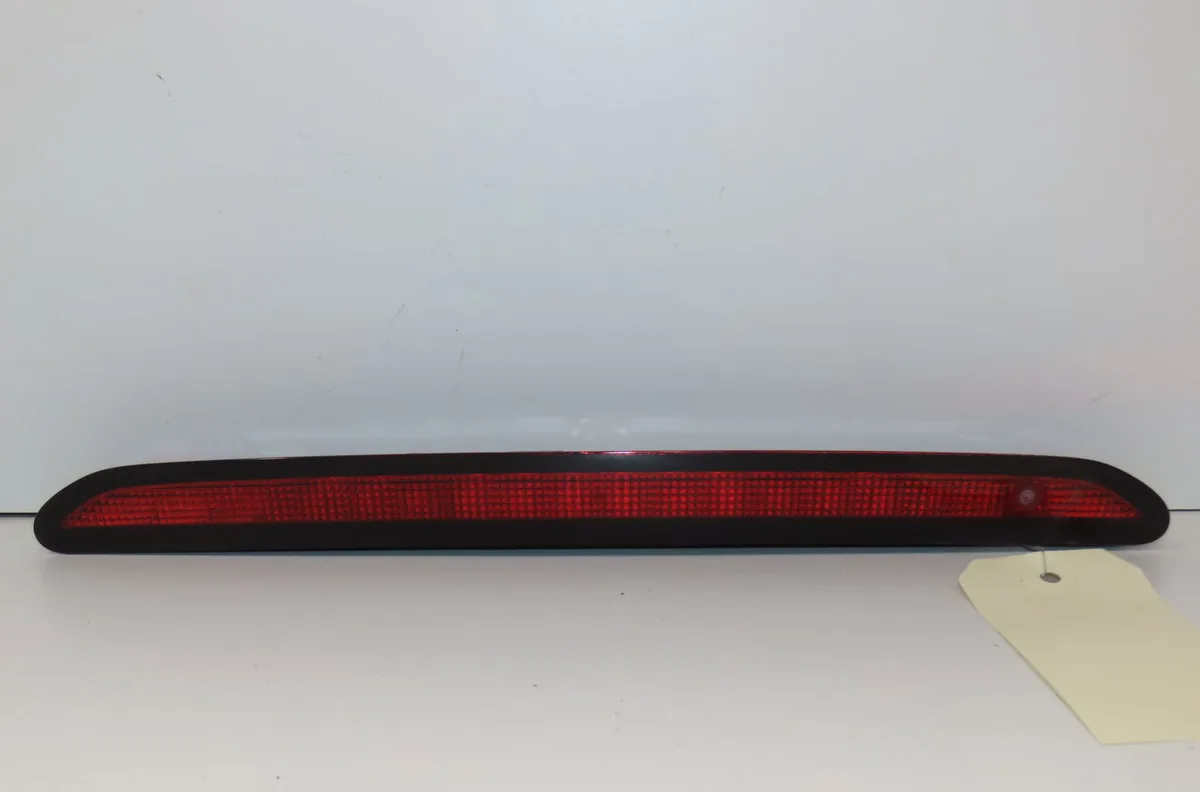 Feux stop supplementaire Volkswagen POLO VI (AW1, BZ1, AE1) 1.0 tsi (2017) occasion