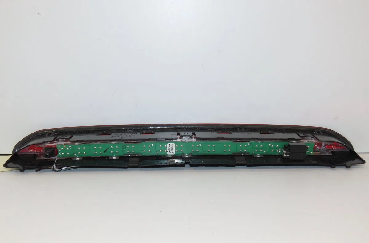 Feux stop supplementaire Volkswagen POLO VI (AW1, BZ1, AE1) 1.0 tsi (2017) occasion