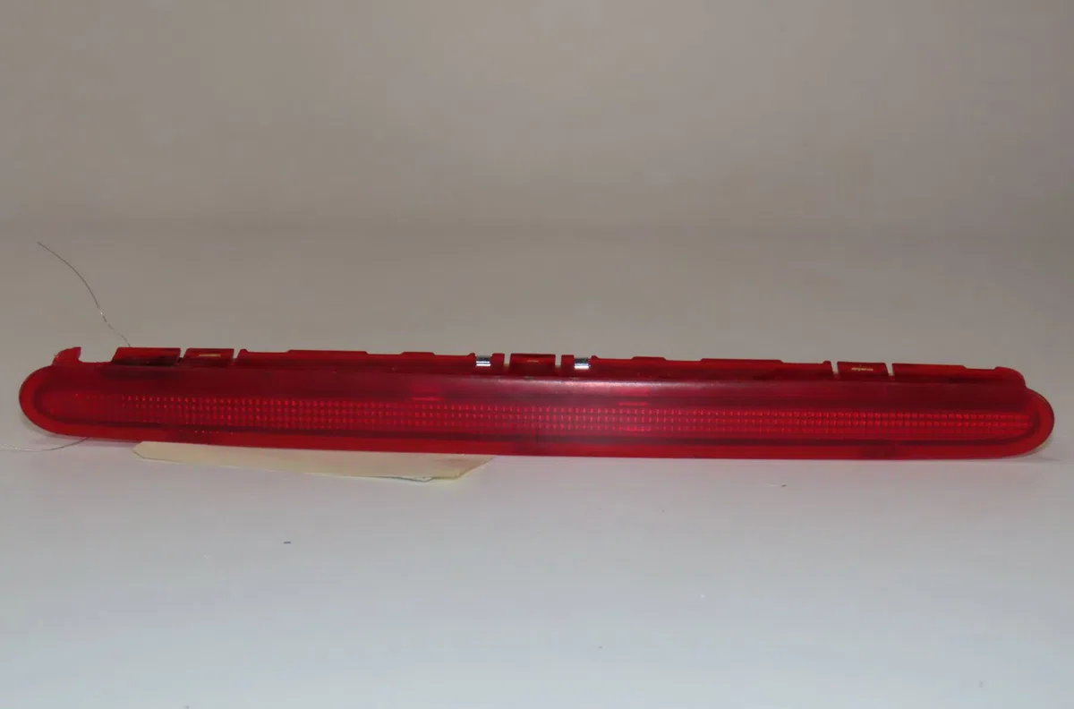 Feux stop supplementaire Volkswagen TOURAN (1T1, 1T2) 1.9 tdi (2003-2004) 5 portes occasion