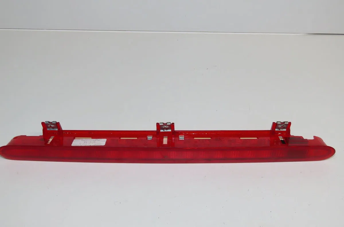 Feux stop supplementaire Volkswagen TOURAN (1T1, 1T2) 2.0 tdi 16v (2003-2010) 5 portes occasion